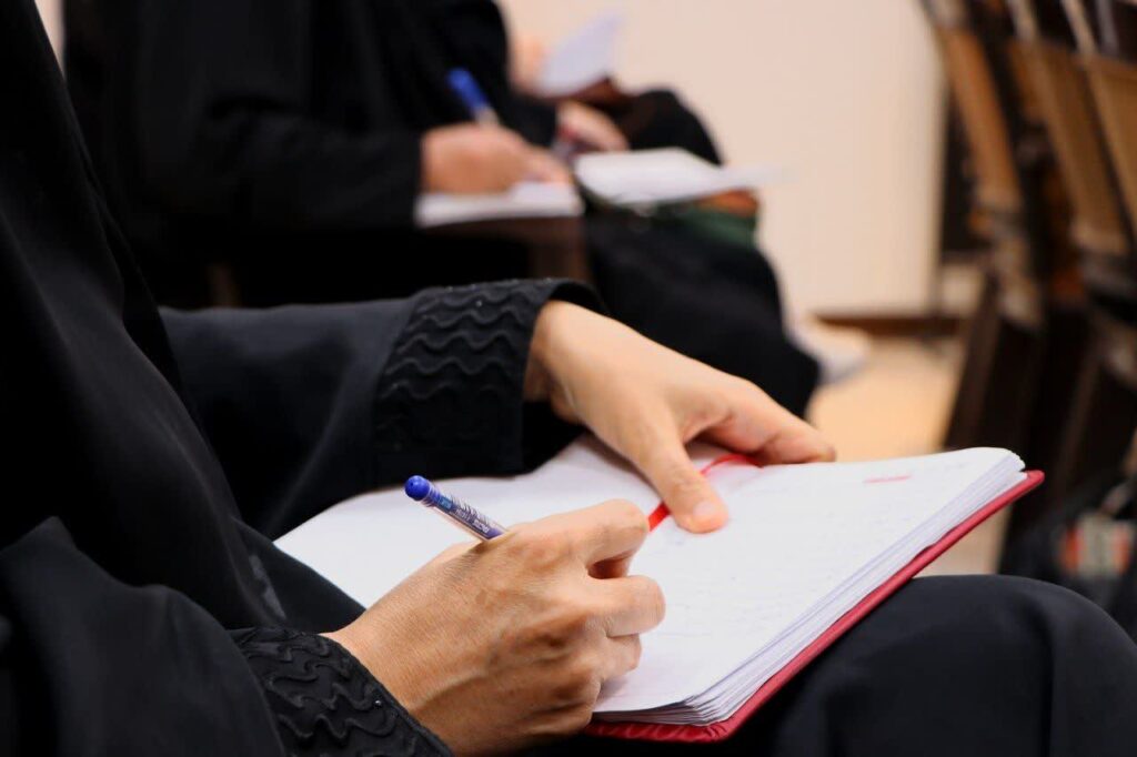 دوره مقدماتی آموزشی سلامت در مسیر ظهور با رویکرد پرورش راهبران سلامت